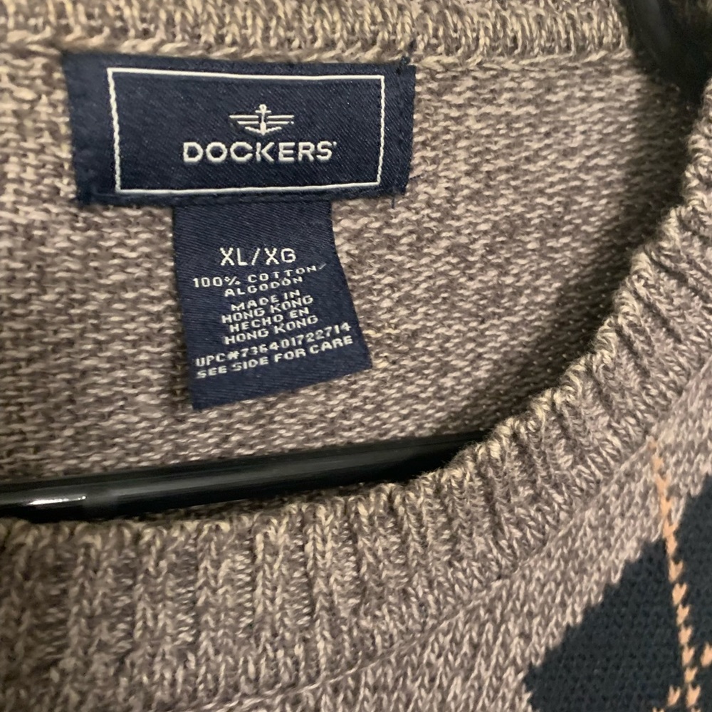 Sweater - Picture 3 of 6